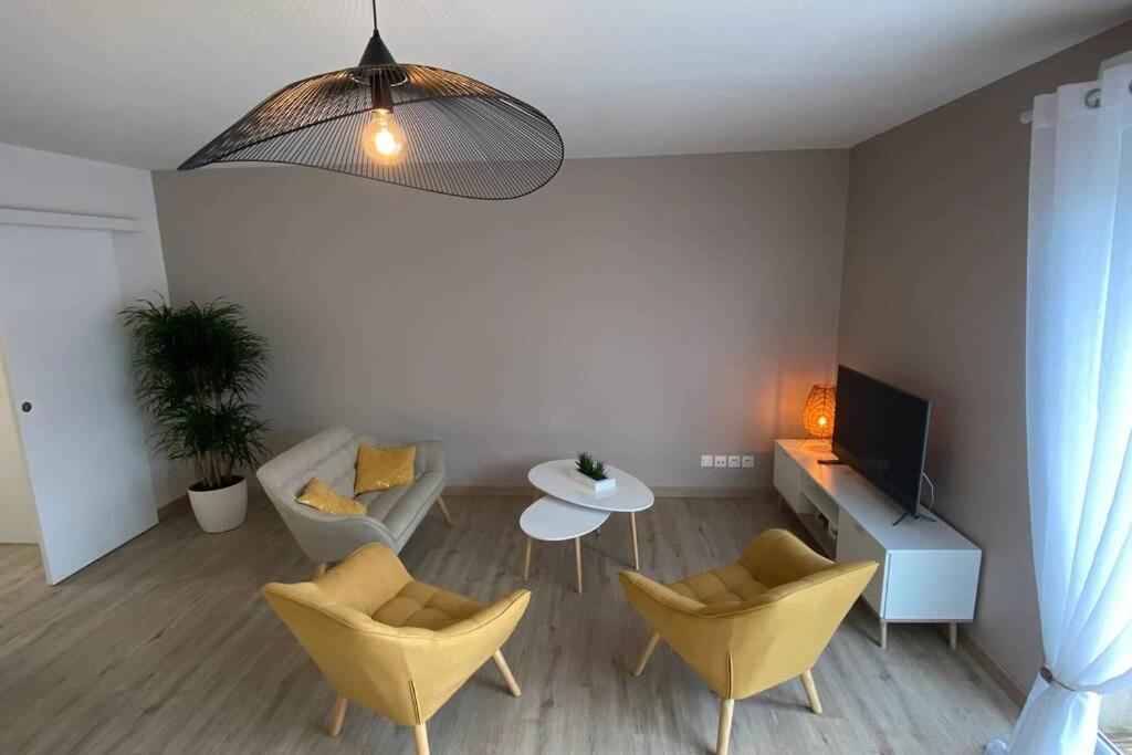 Appartement Maison En Duplex 80M² Jardin Terrasse Saint-Julien-les-Villas 外观 照片